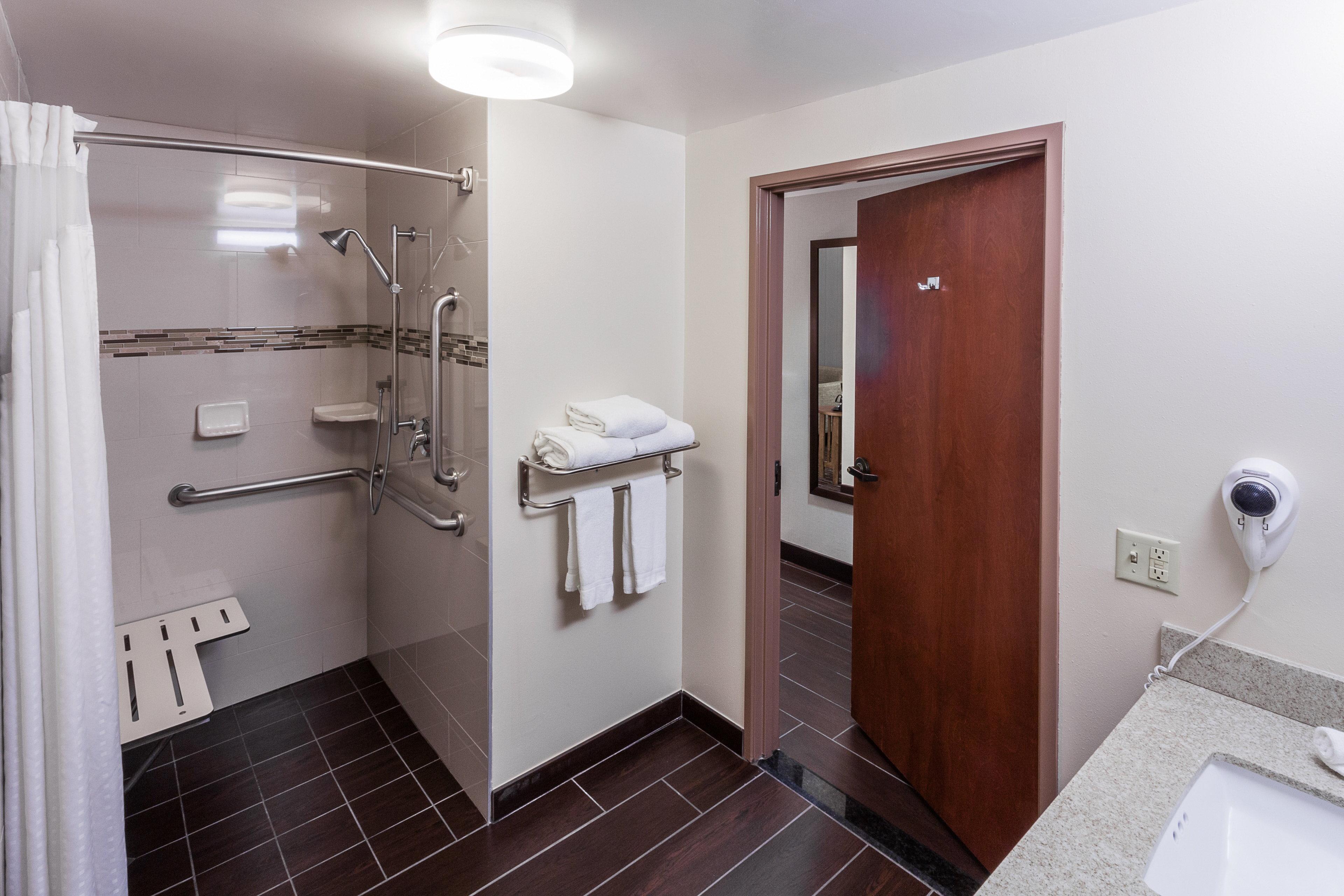 Holiday Inn Express & Suites Carpinteria By Ihg Экстерьер фото
