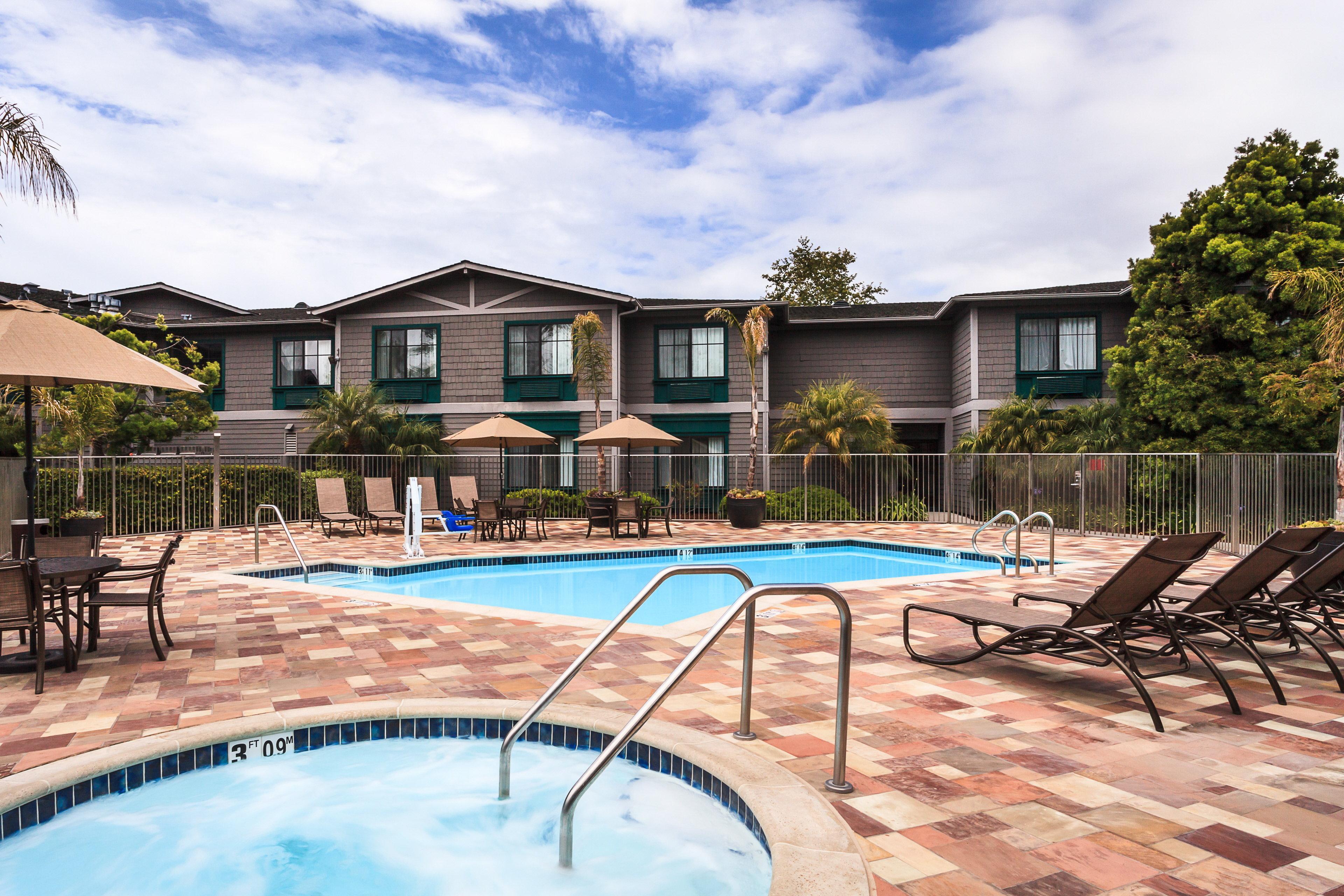 Holiday Inn Express & Suites Carpinteria By Ihg Экстерьер фото